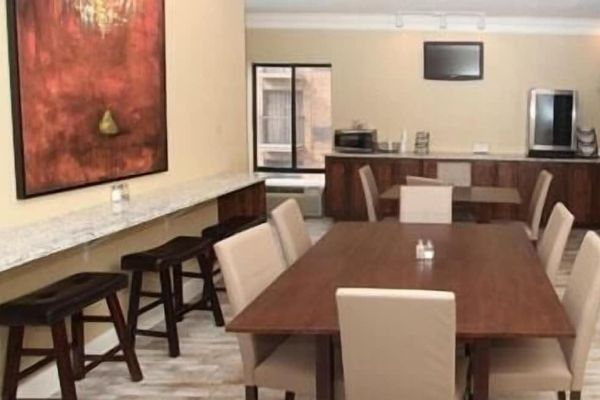 Stratford Court Hotel (Cedar City)